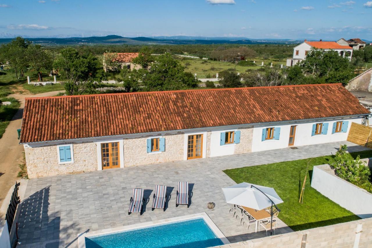 Villa Martin Zara Esterno foto