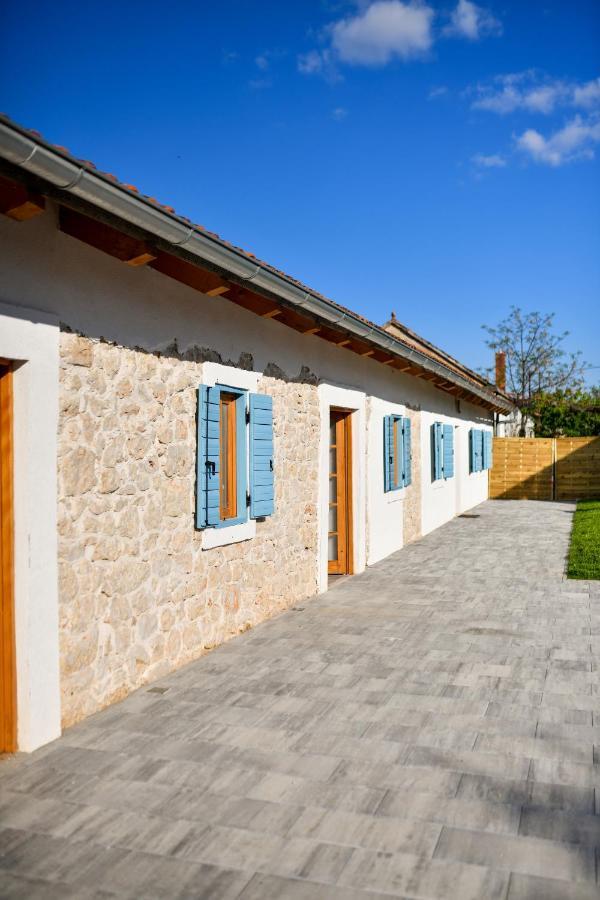 Villa Martin Zara Esterno foto