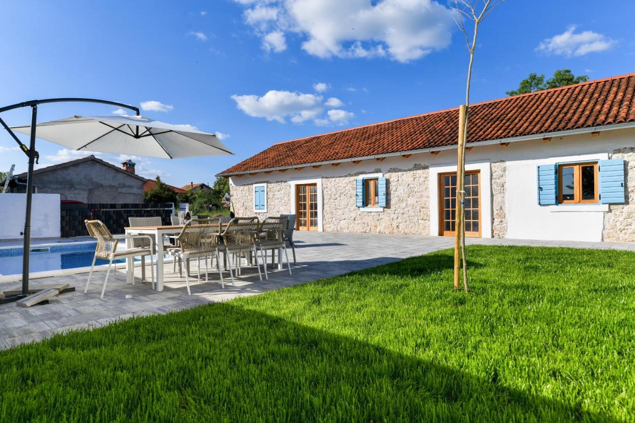Villa Martin Zara Esterno foto