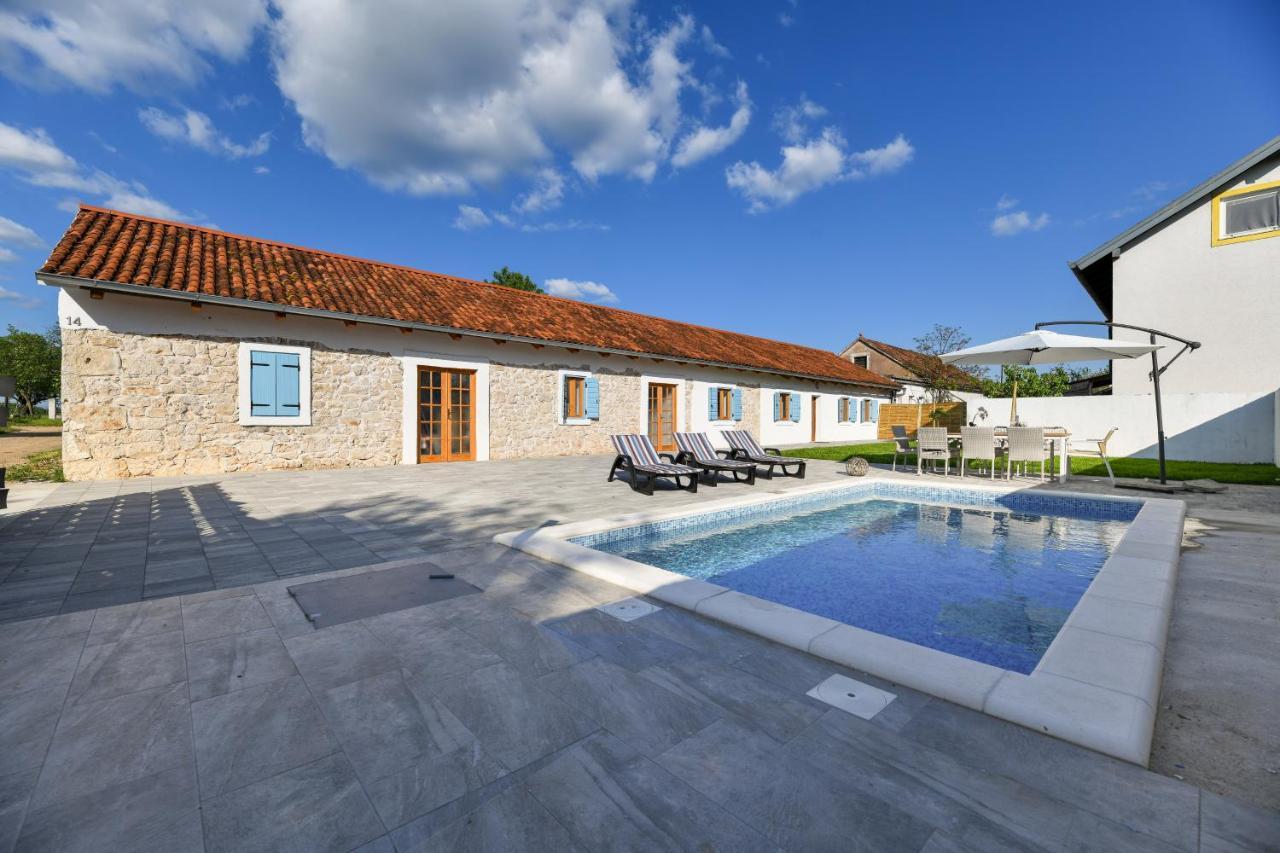 Villa Martin Zara Esterno foto