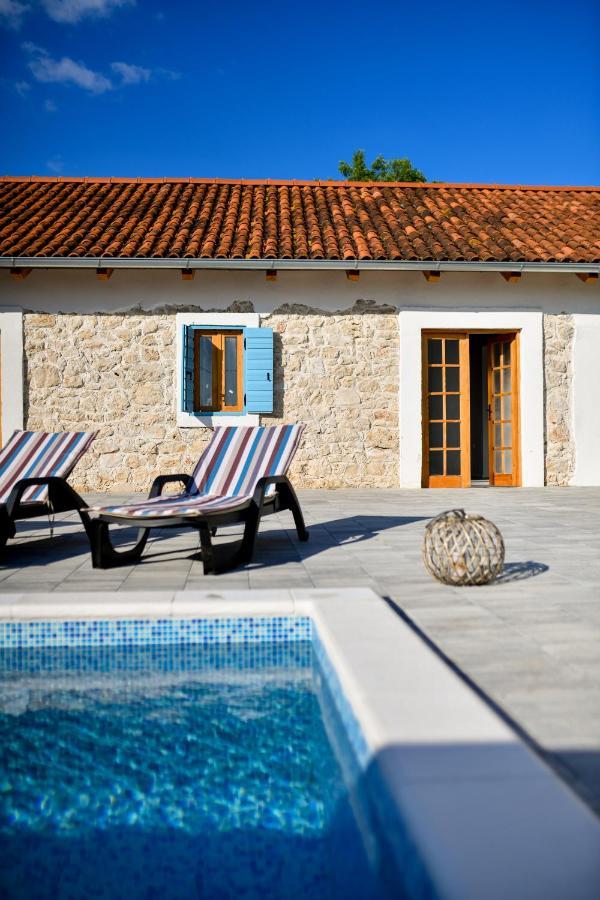 Villa Martin Zara Esterno foto